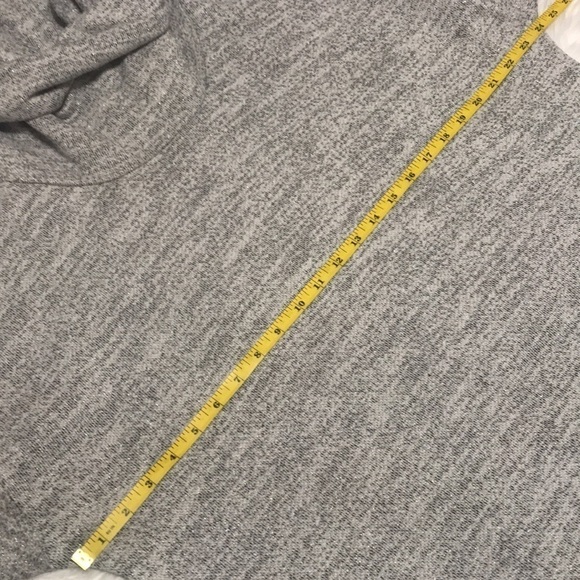 𝅺Plus Size Long Sleeve Cowl Neck Top Size 2X - Picture 3 of 9